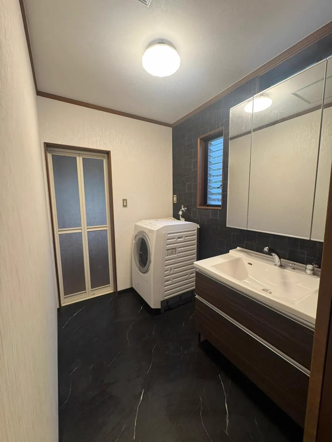Lavanderia residencial reformada